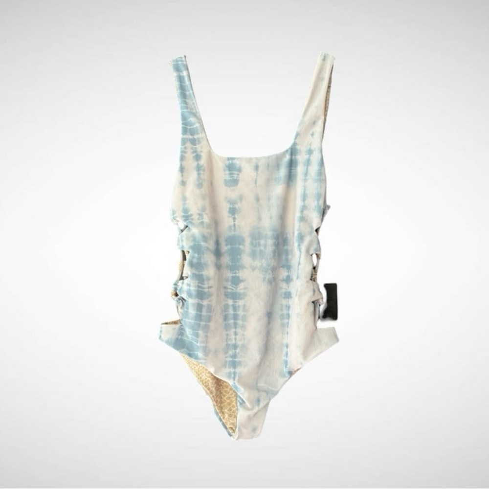 Acacia Hideaway One Piece